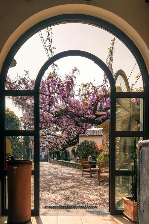 Il Glicine B&B Ristorante Cazzago San Martino Bagian luar foto