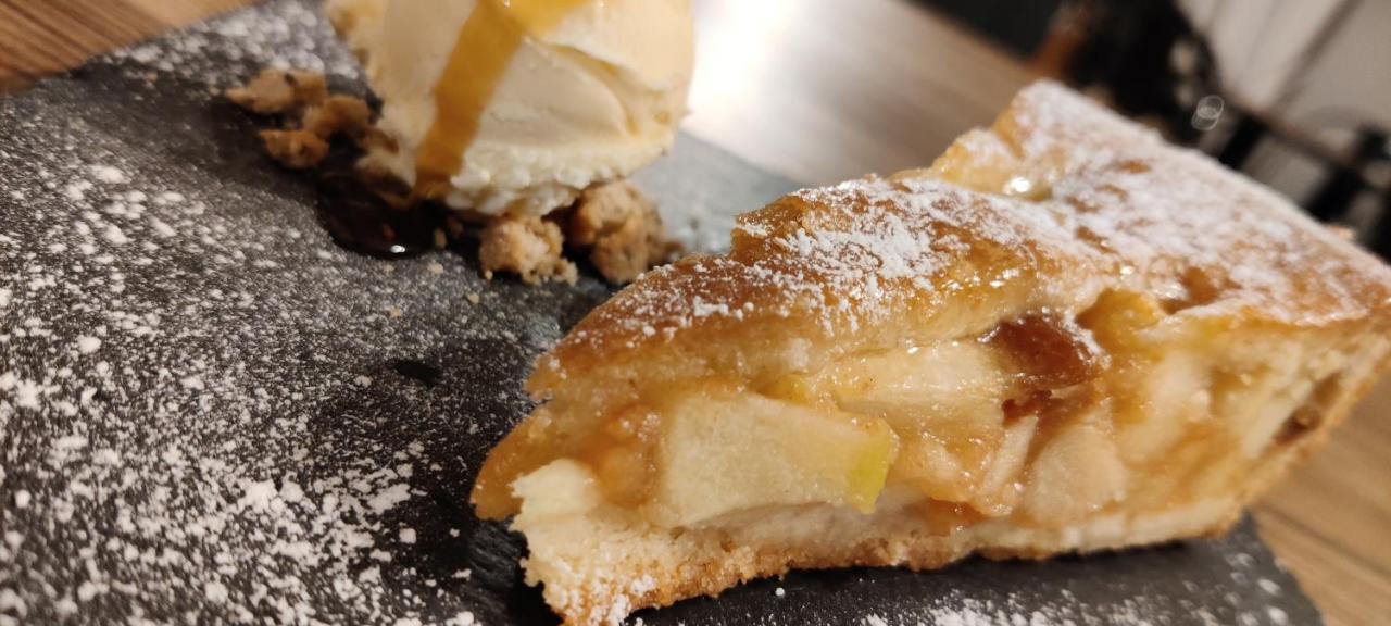 Il Glicine B&B Ristorante Cazzago San Martino Bagian luar foto