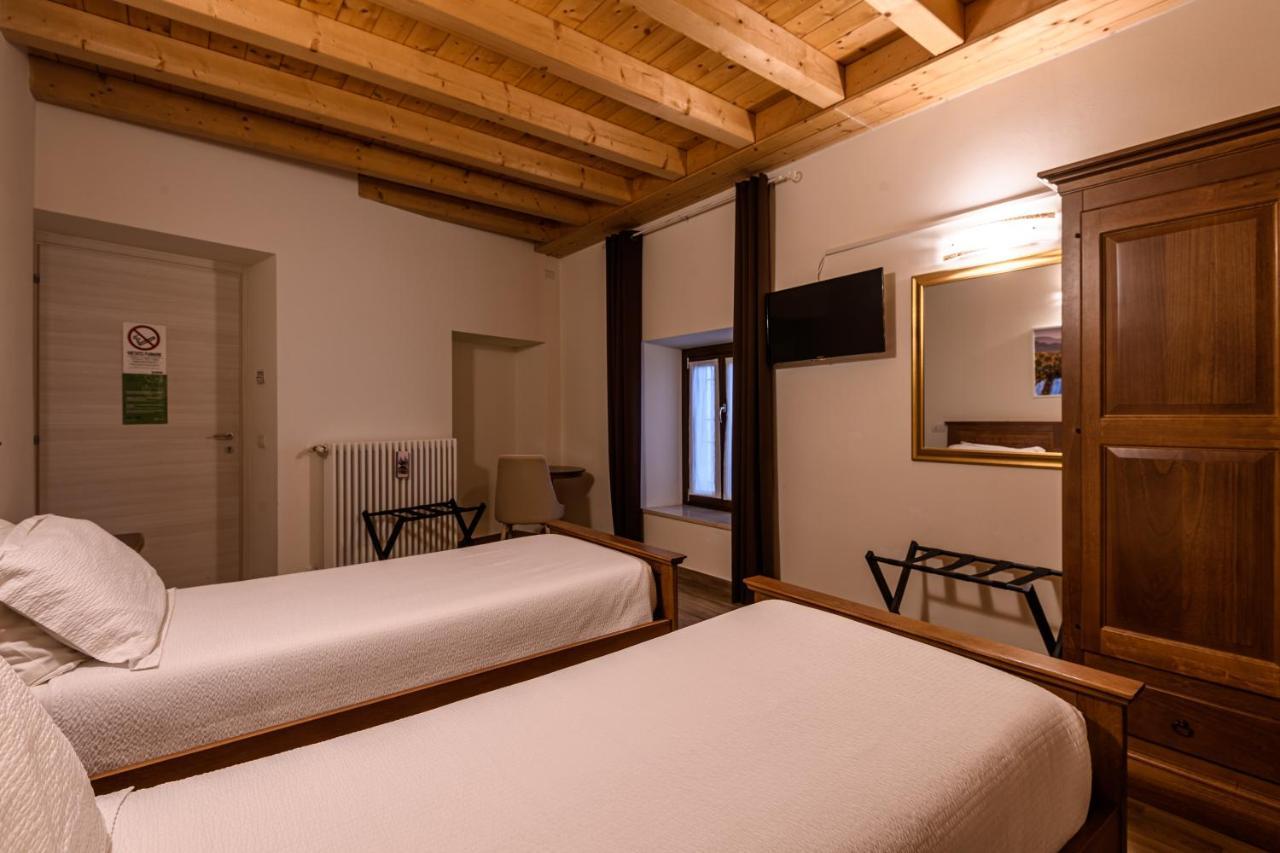Il Glicine B&B Ristorante Cazzago San Martino Bagian luar foto