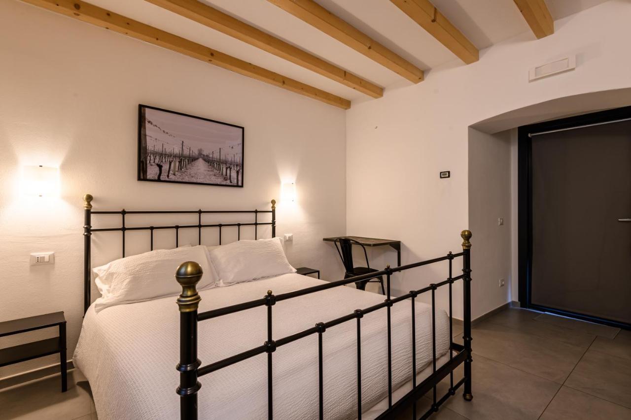 Il Glicine B&B Ristorante Cazzago San Martino Bagian luar foto