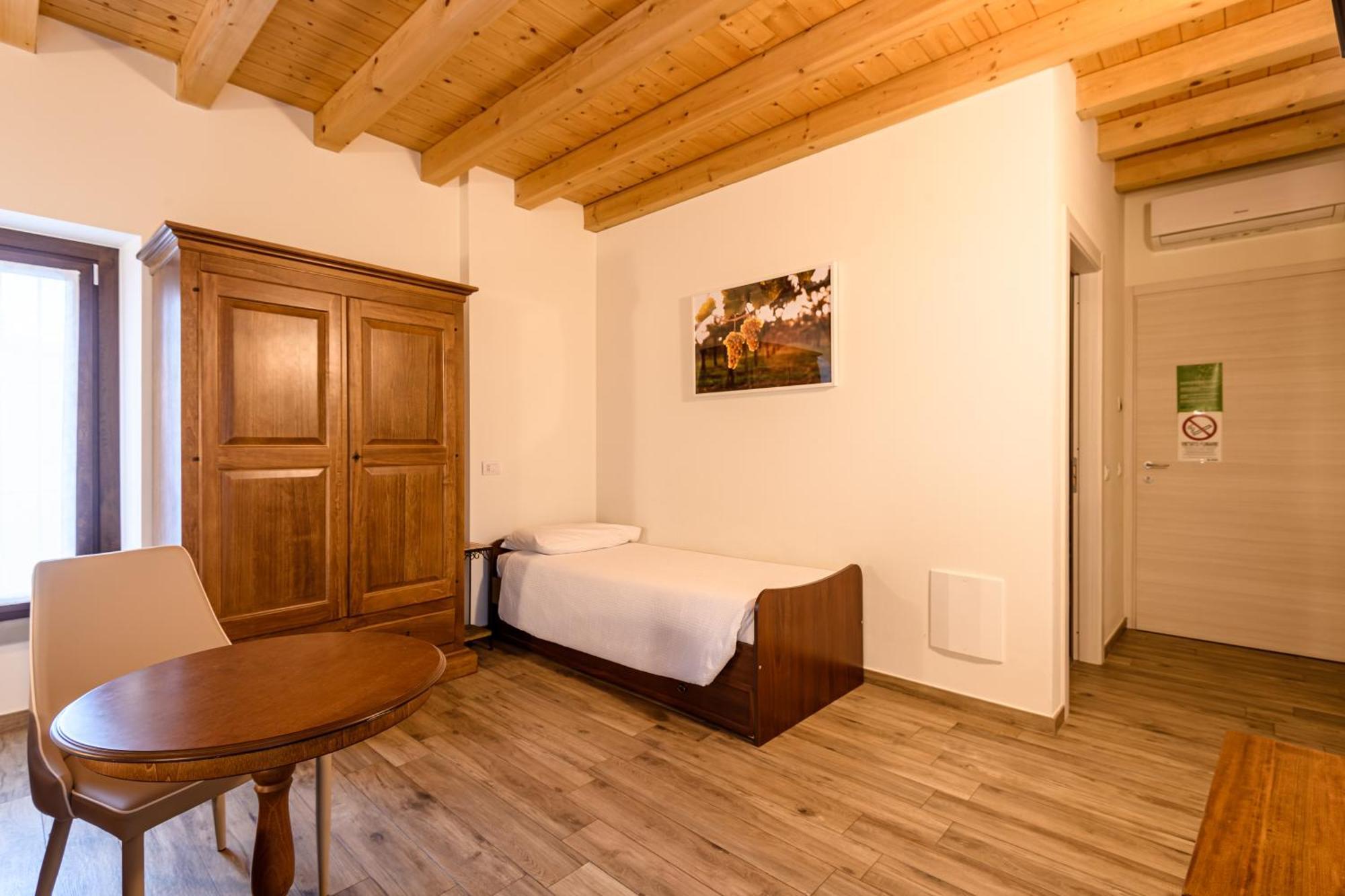 Il Glicine B&B Ristorante Cazzago San Martino Bagian luar foto